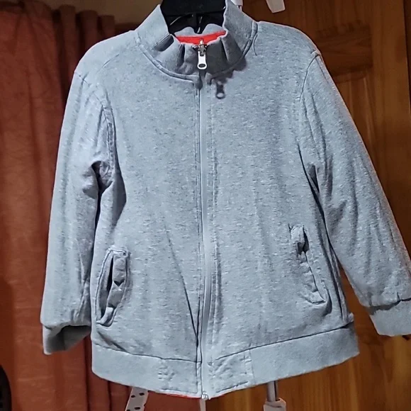 Disney Boys Reversable Red, White, Blue, and Gray 1928 Mickey Jacket. Size 5/6 - Picture 3 of 7